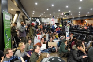 SeaTac_Airport_protest_against_immigration_ban_02